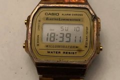 horloge-casio-man-close-up-10012021