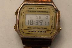 horloge-casio-man-close-up-10012021