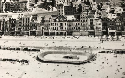 De Kust 1945: Zonnebaden tussen de bunkers